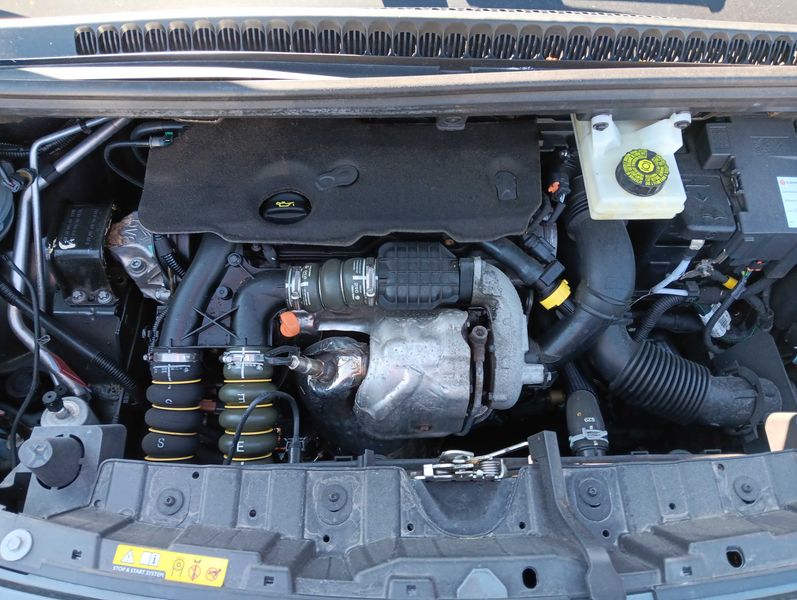 Peugeot 3008 1.6 e-HDi Professional Line 2014 – снимка 8