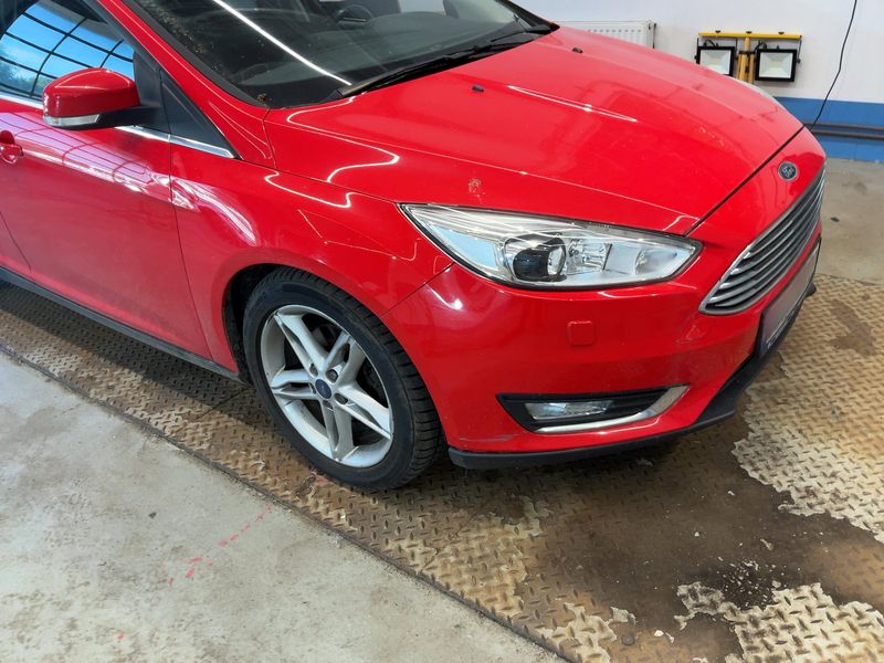 Ford Focus 2.0 TDCi Titanium — zdjęcie 8