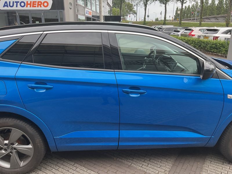 Opel Grandland X 1.6 Plug-in Hybrid Business Elegance — zdjęcie 7