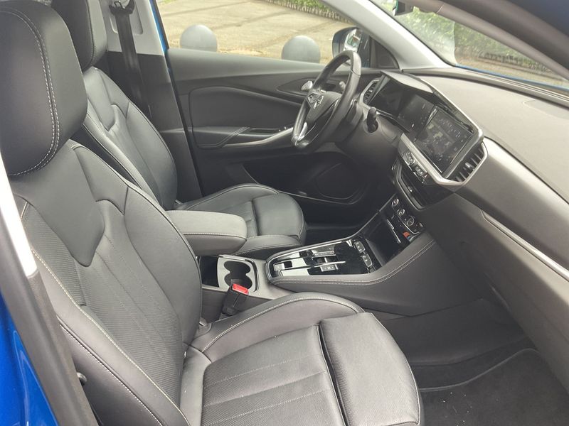 Opel Grandland X 1.6 Plug-in Hybrid Business Elegance — zdjęcie 11