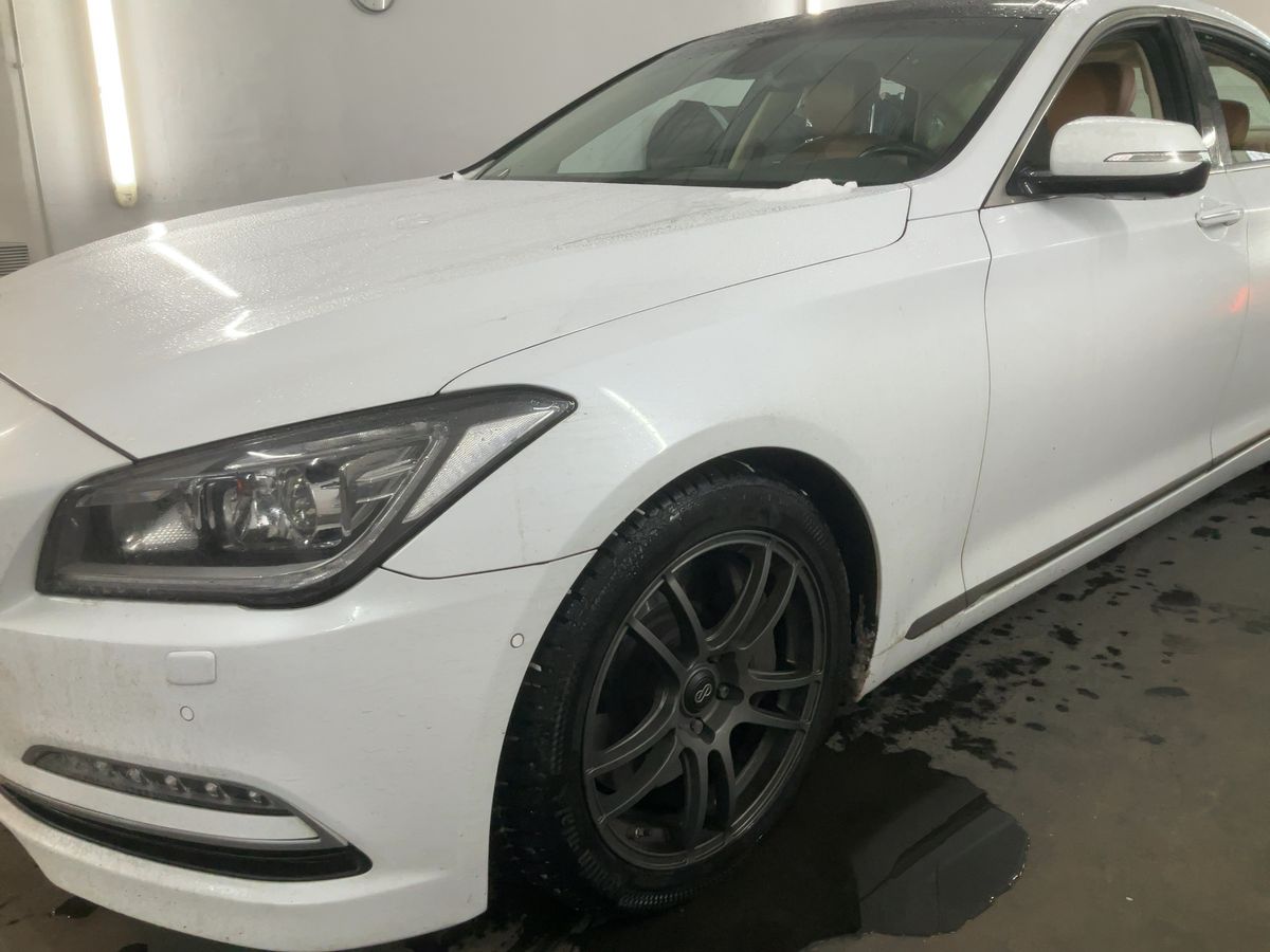 Hyundai Genesis d'occasion