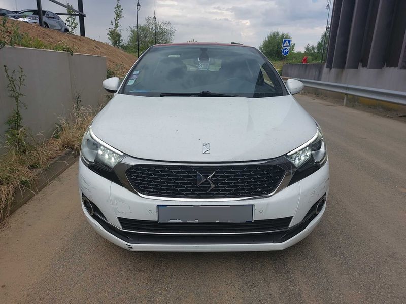 DS Automobiles DS4 1.6 THP SoChic — zdjęcie 7
