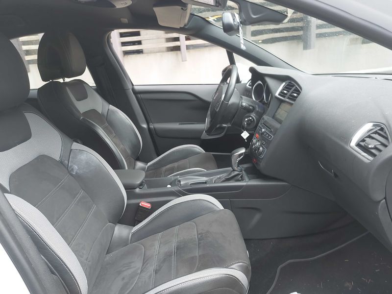 DS Automobiles DS4 1.6 THP SoChic — zdjęcie 10