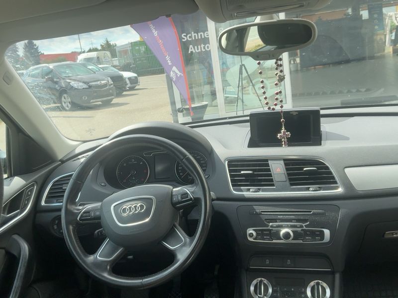 Audi Q3 2.0 TDI — zdjęcie 12