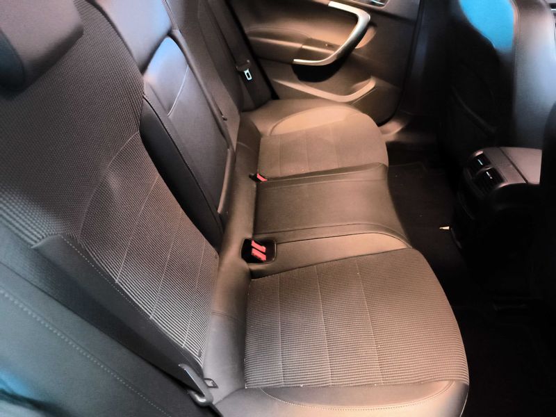 Opel Insignia 2.0 CDTI Business Edition 2013 – снимка 13