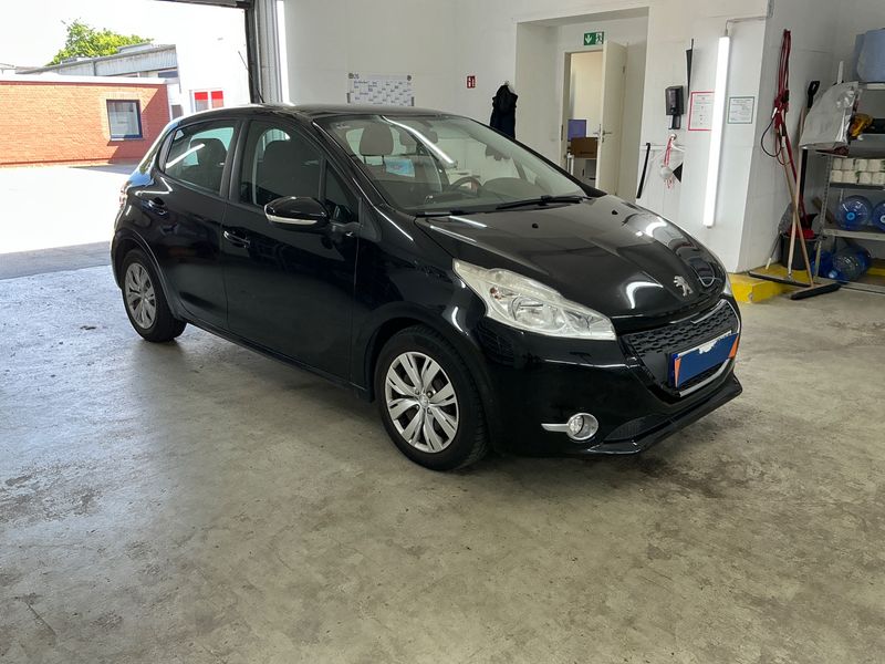 Peugeot 208 1.4 VTi Active 2012 – снимка 1
