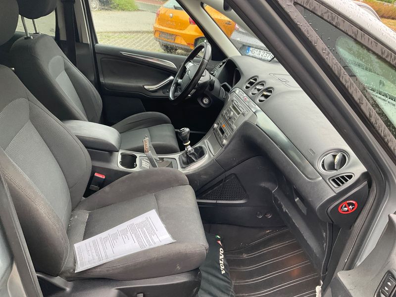Ford S-Max 2.0 TDCi Titanium — zdjęcie 3