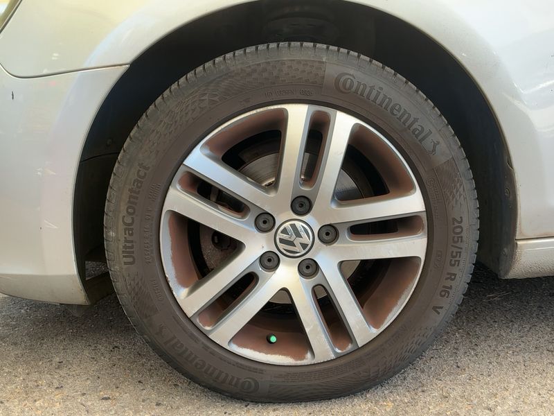 Volkswagen Golf VI 1.6 TDI Comfortline 2010 – снимка 3