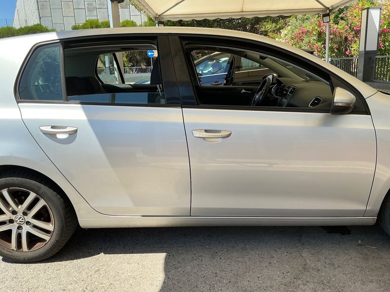 Volkswagen Golf VI 1.6 TDI Comfortline 2010 – снимка 10