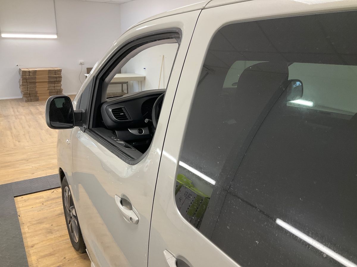 Opel Zafira 2021 — photo 28