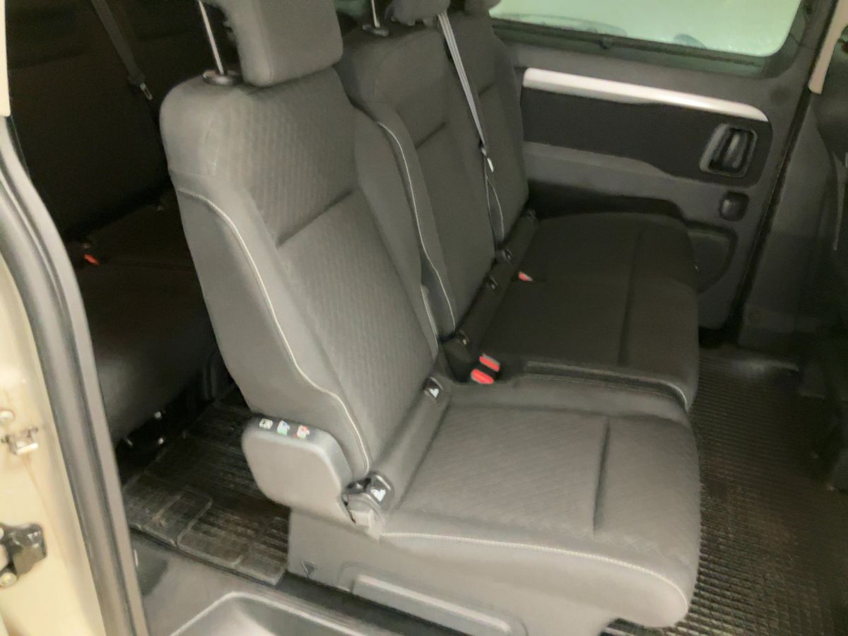 Opel Zafira 2021 — photo 20