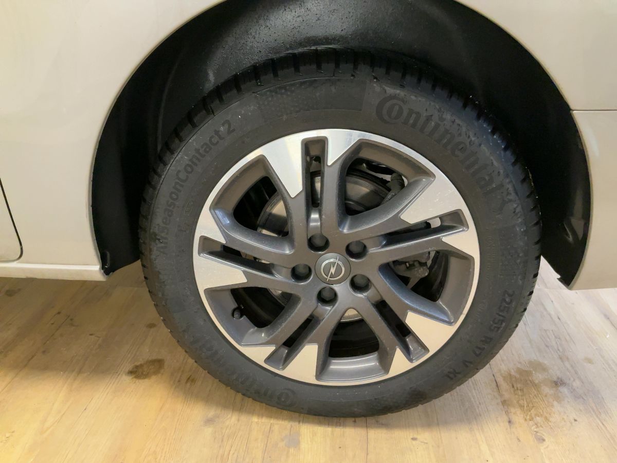 Opel Zafira 2021 — photo 6