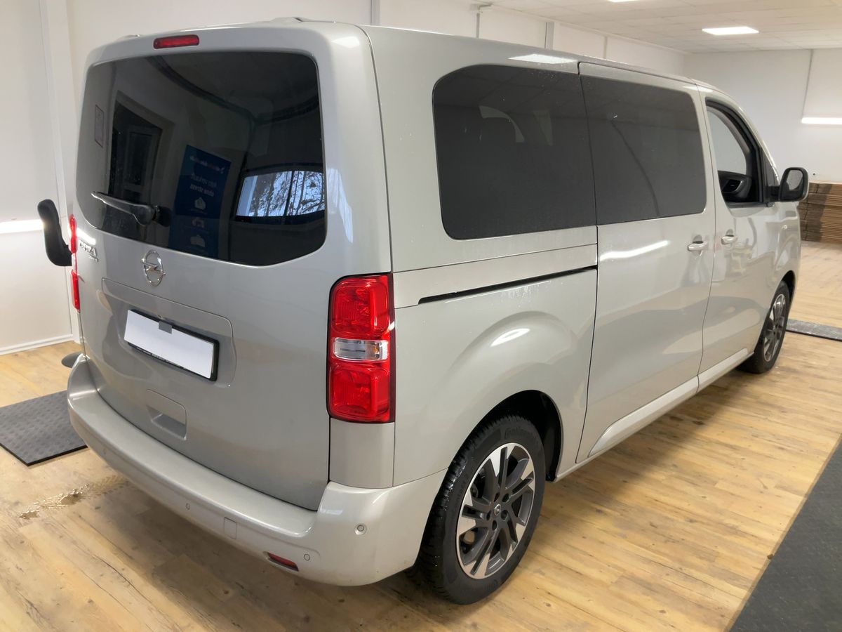 Opel Zafira 2021 — photo 9