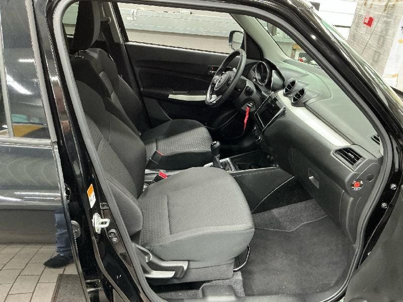 Suzuki Swift 1.0 BoosterJet Comfort — zdjęcie 4