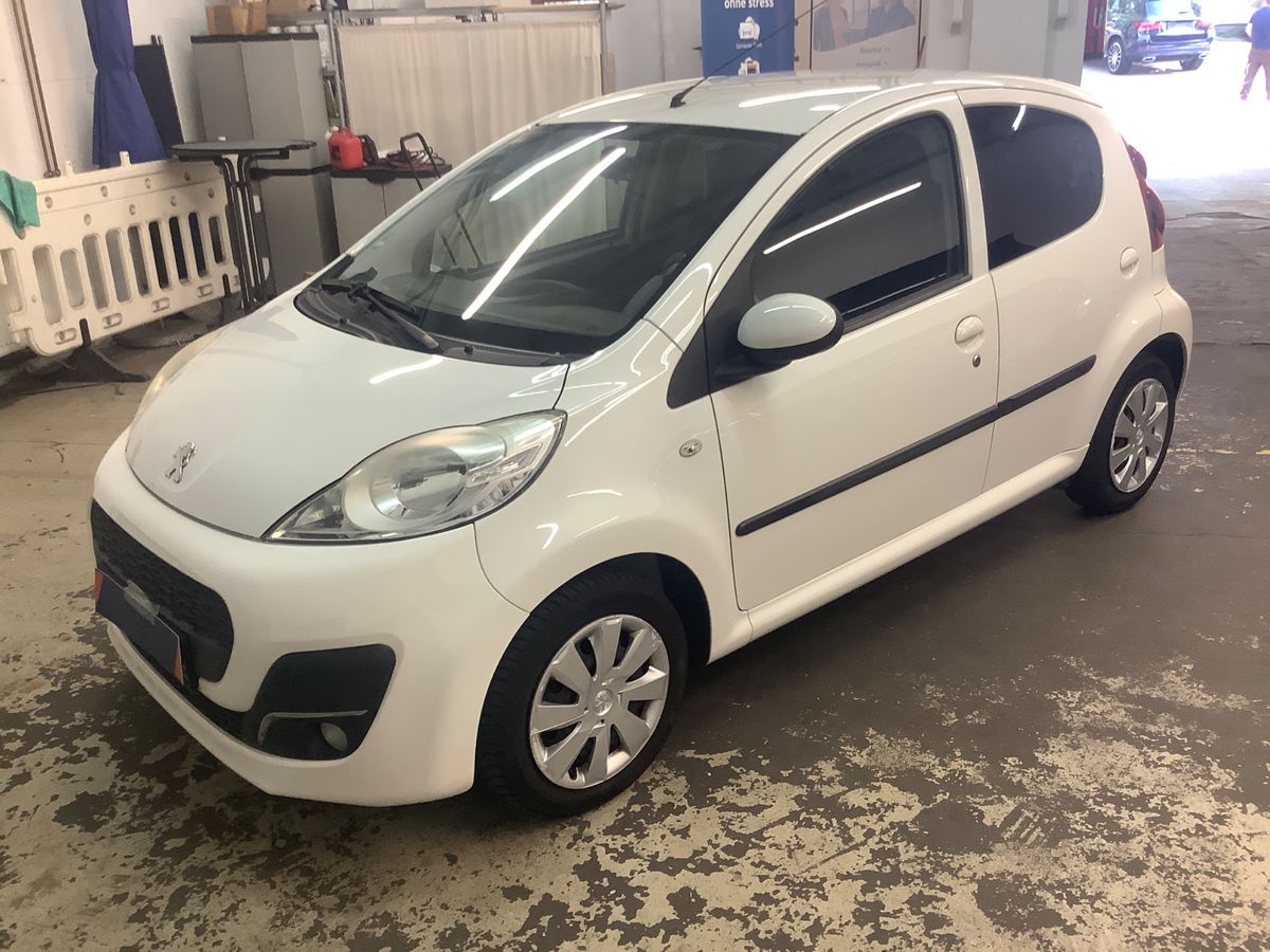 Peugeot 107 2012