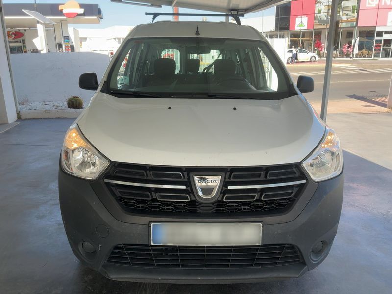 Dacia Dokker 1.5 dCi Essential — zdjęcie 9