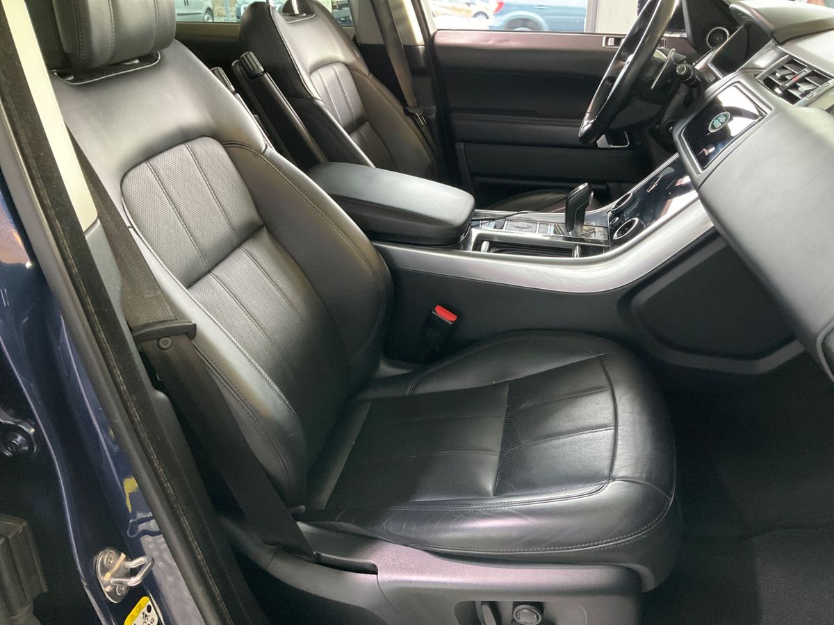 Land Rover 2019 — photo 32