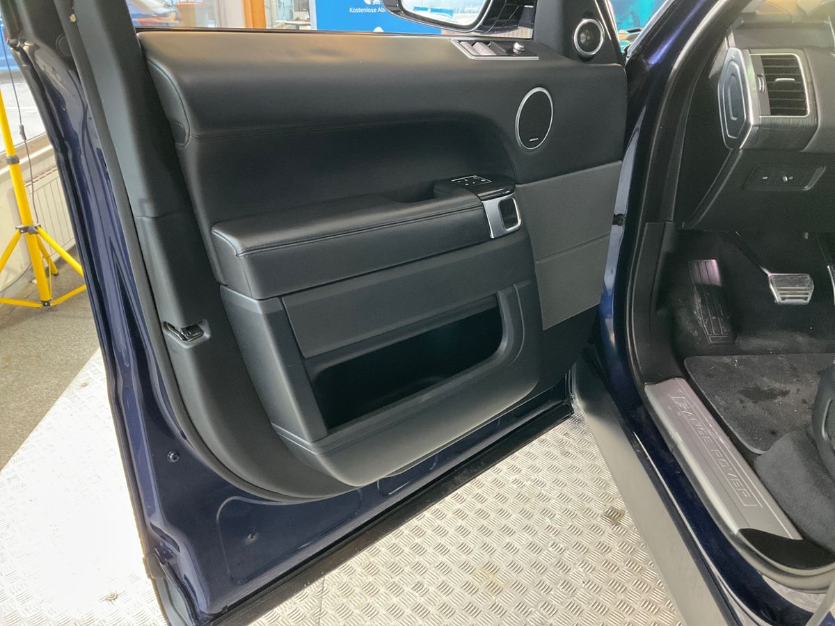 Land Rover 2019 — photo 37