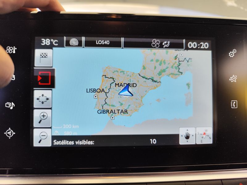Citroen C4 Cactus 1.6 Blue-HDi Business Class — zdjęcie 13