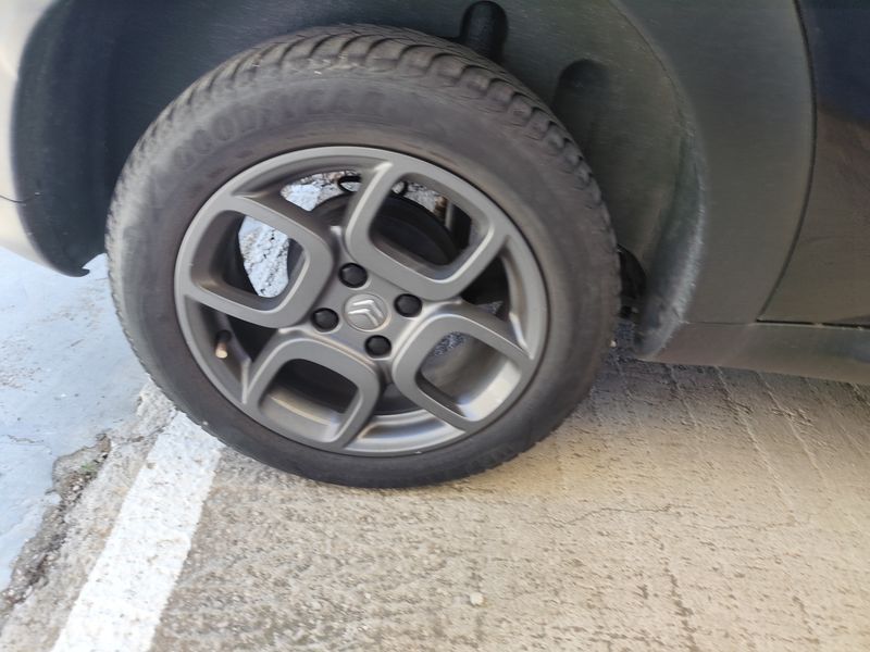 Citroen C4 Cactus 1.6 Blue-HDi Business Class — zdjęcie 21