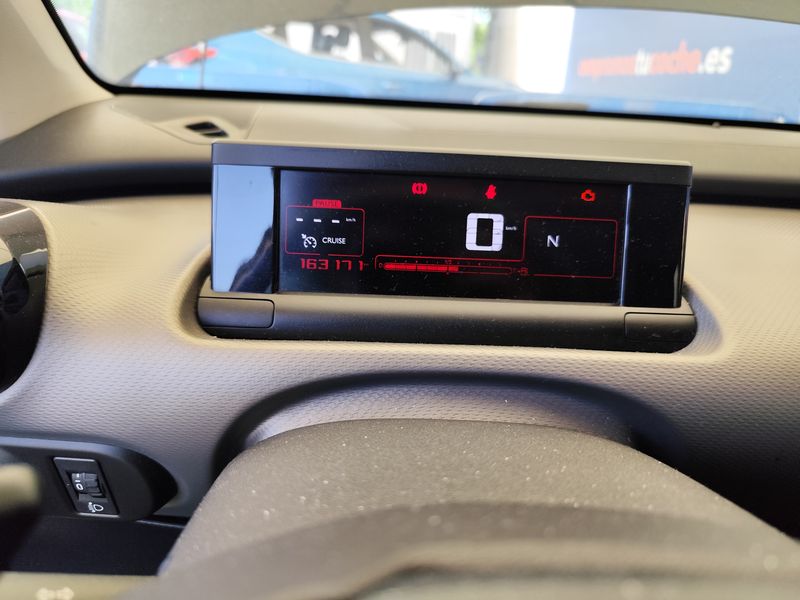 Citroen C4 Cactus 1.6 Blue-HDi Business Class — zdjęcie 12