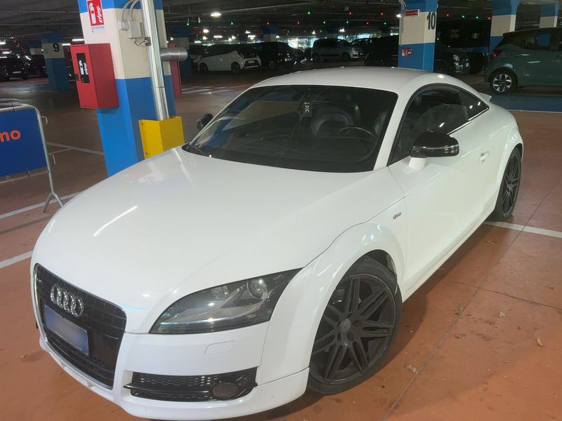 Audi TT 2.0 TFSI Coupe