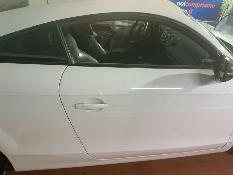Audi TT 2.0 TFSI Coupe — zdjęcie 7