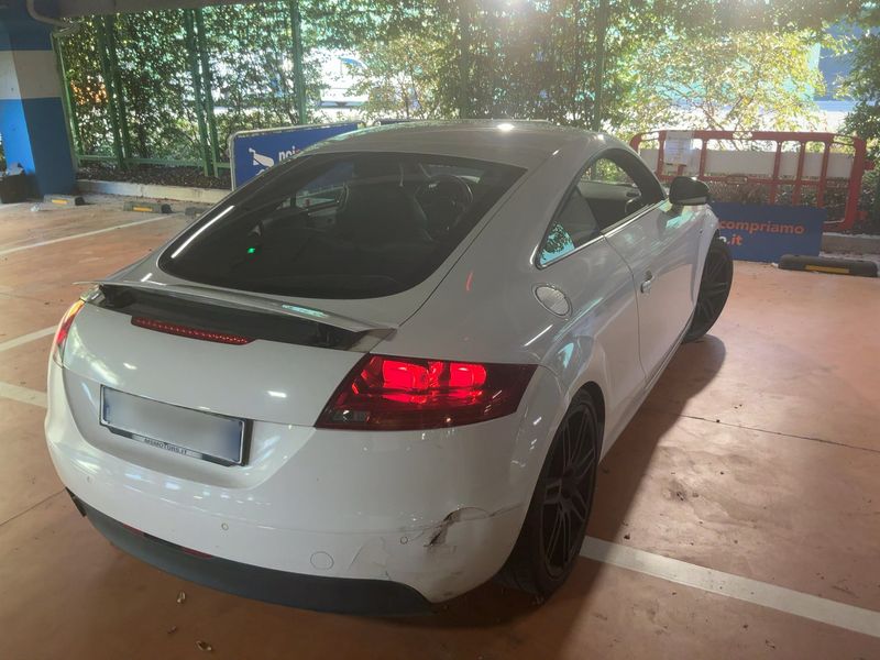 Audi TT 2.0 TFSI Coupe — zdjęcie 6