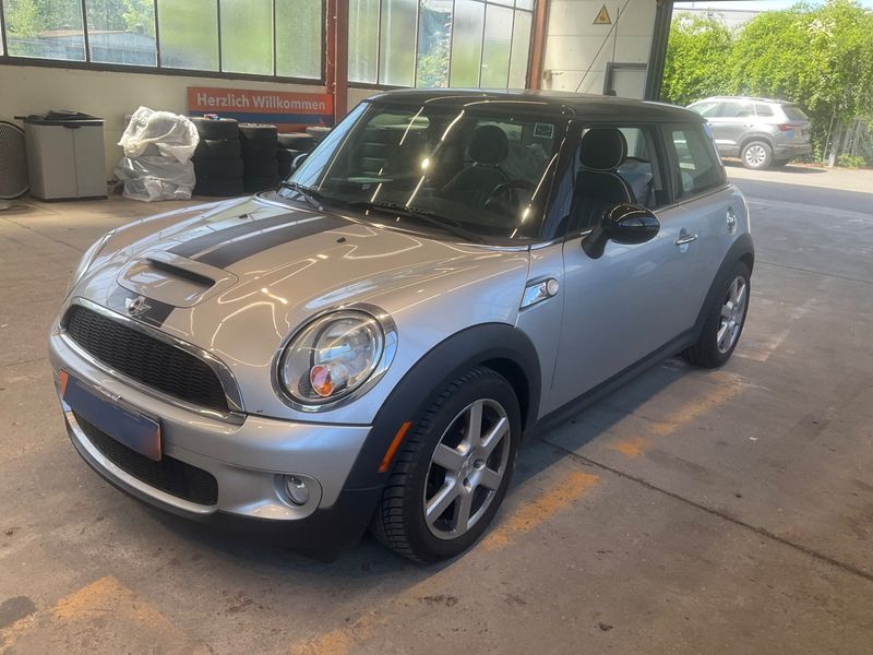 MINI 