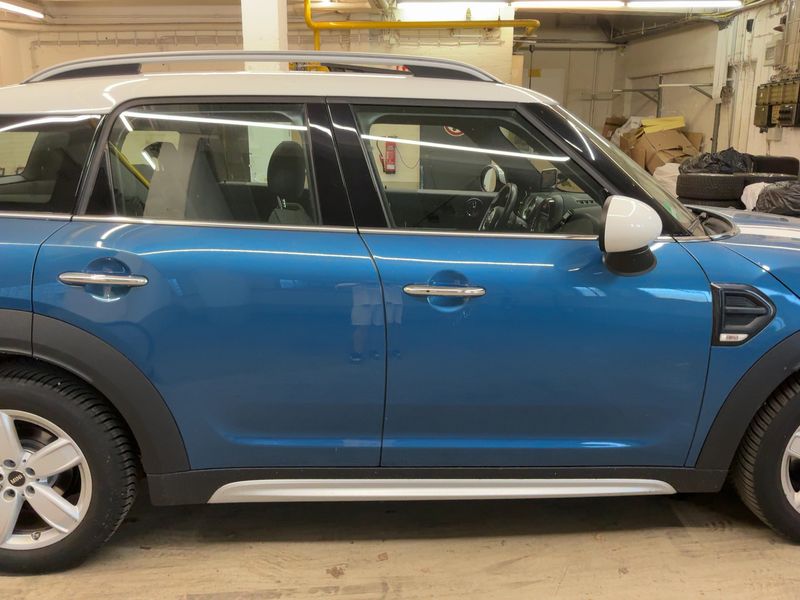 MINI Countryman Cooper — zdjęcie 7