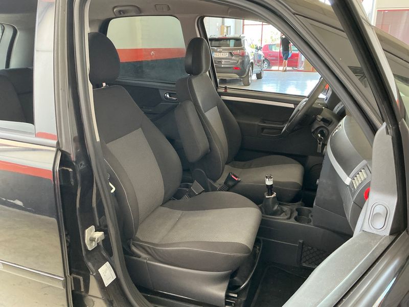 Opel Meriva 1.6 Cosmo — zdjęcie 3
