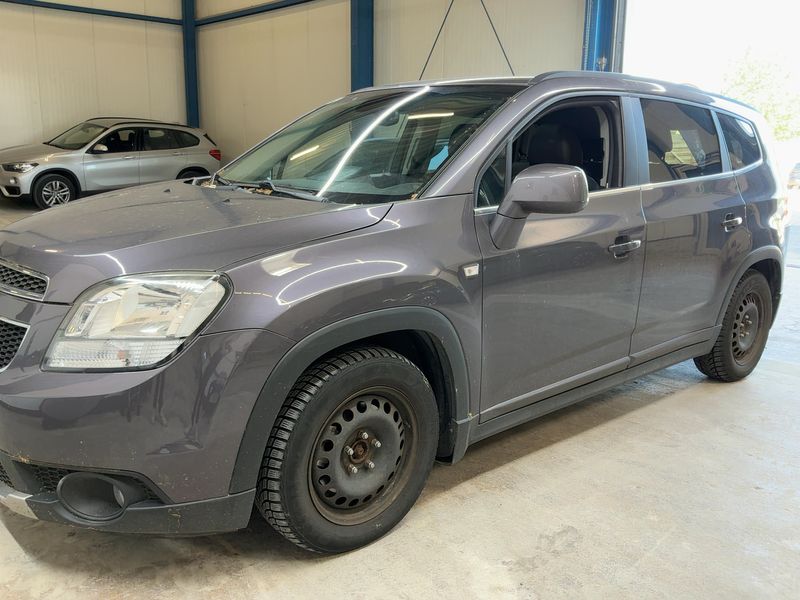 Chevrolet Orlando 2.0 Diesel LTZ — zdjęcie 2