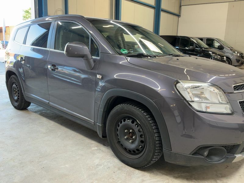 Chevrolet Orlando 2.0 Diesel LTZ — zdjęcie 8