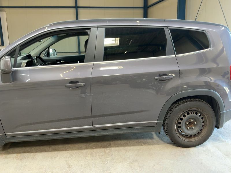Chevrolet Orlando 2.0 Diesel LTZ — zdjęcie 4