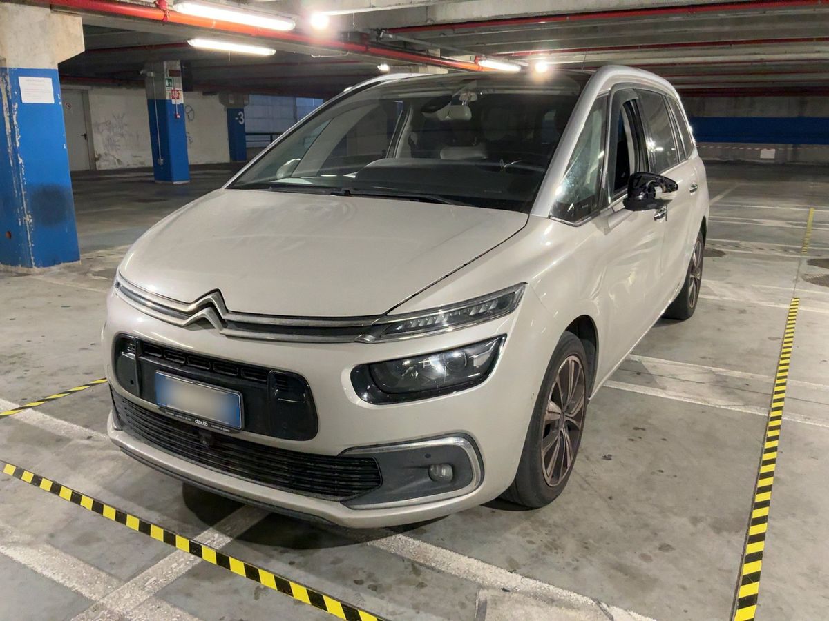 Citroen C4 2016 — photo 1