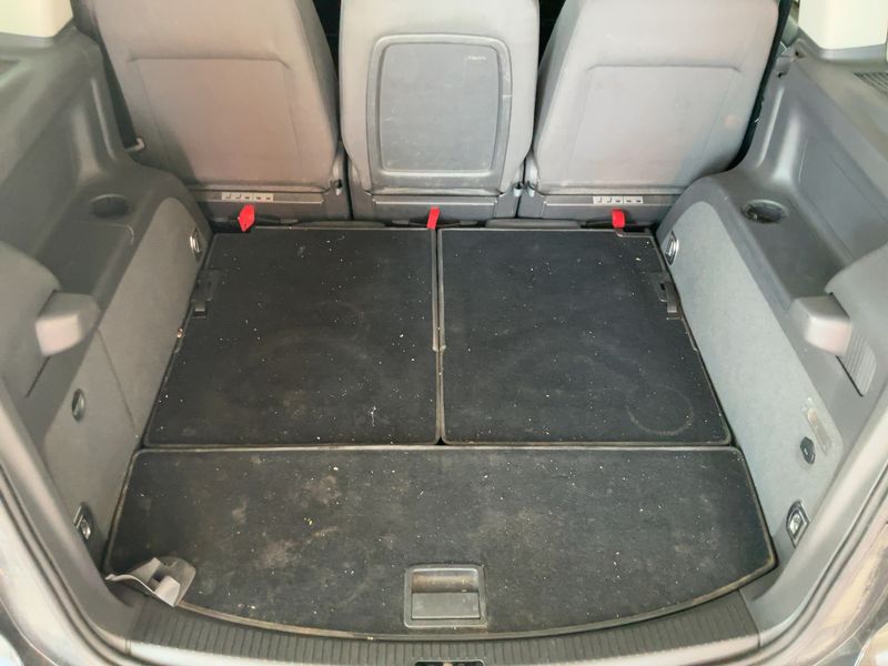 Volkswagen Touran 2.0 TDI Highline — zdjęcie 10
