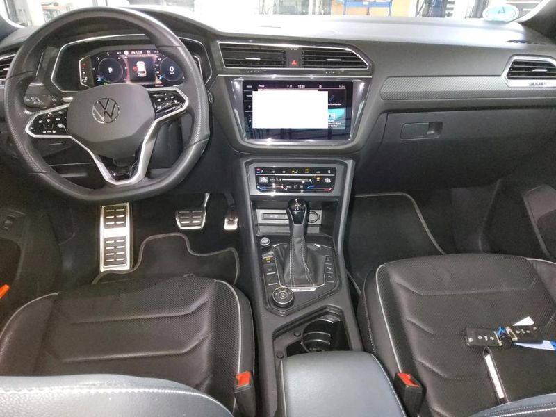 Volkswagen Tiguan Allspace 2.0 TDI R-Line 4Motion — zdjęcie 10