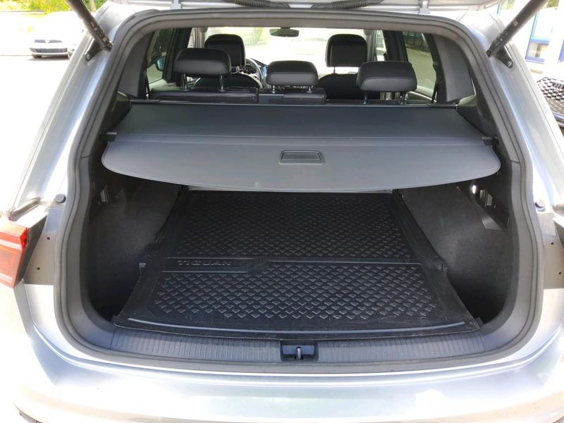 Volkswagen Tiguan Allspace 2.0 TDI R-Line 4Motion — zdjęcie 8