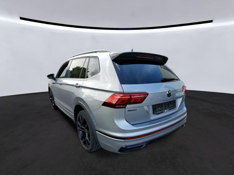 Volkswagen Tiguan Allspace 2.0 TDI R-Line 4Motion — zdjęcie 2