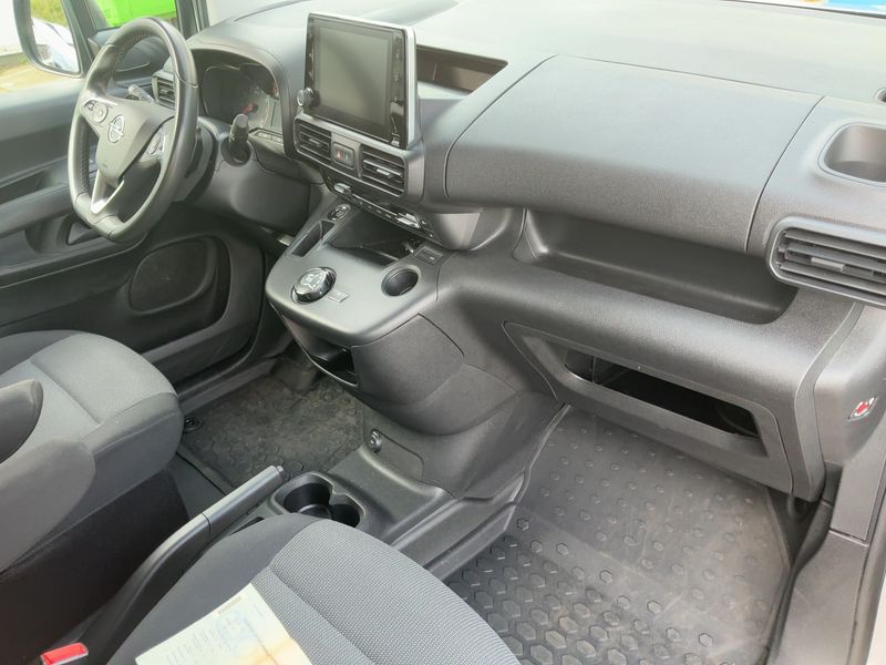 Opel Combo 1.5 CDTI Doppelkabine — zdjęcie 12
