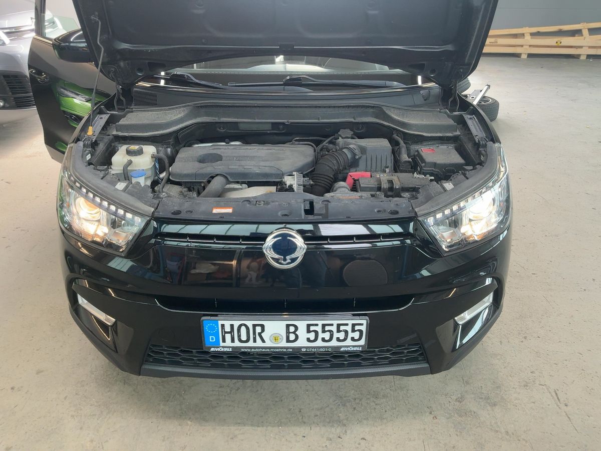 Ssangyong Tivoli 2018 — photo 32