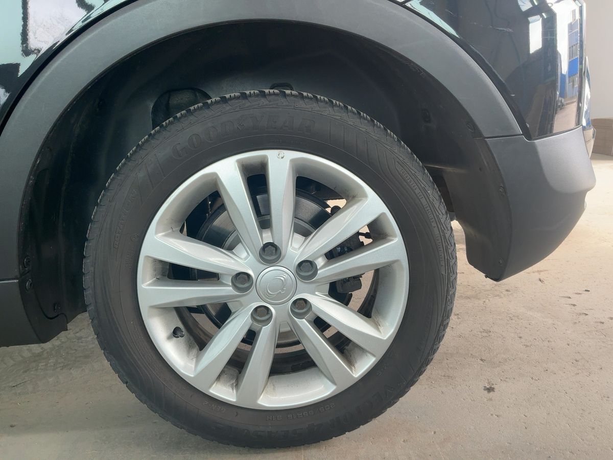 Ssangyong Tivoli 2018 — photo 6