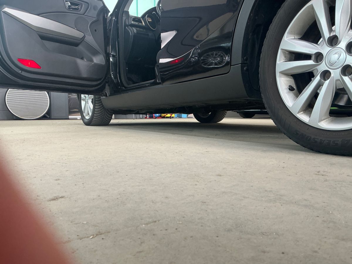 Ssangyong Tivoli 2018 — photo 33