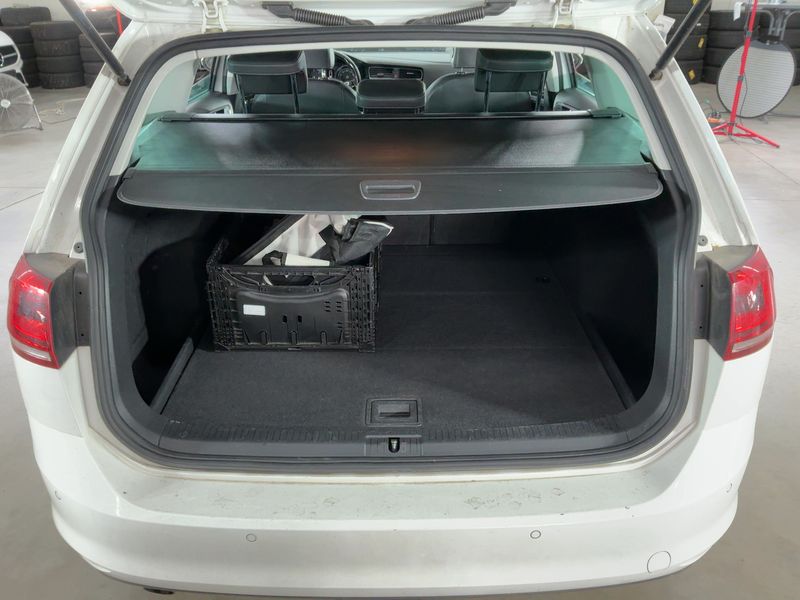 Volkswagen Golf VII 1.6 TDI Highline BlueMotion Tech 2014 – снимка 15