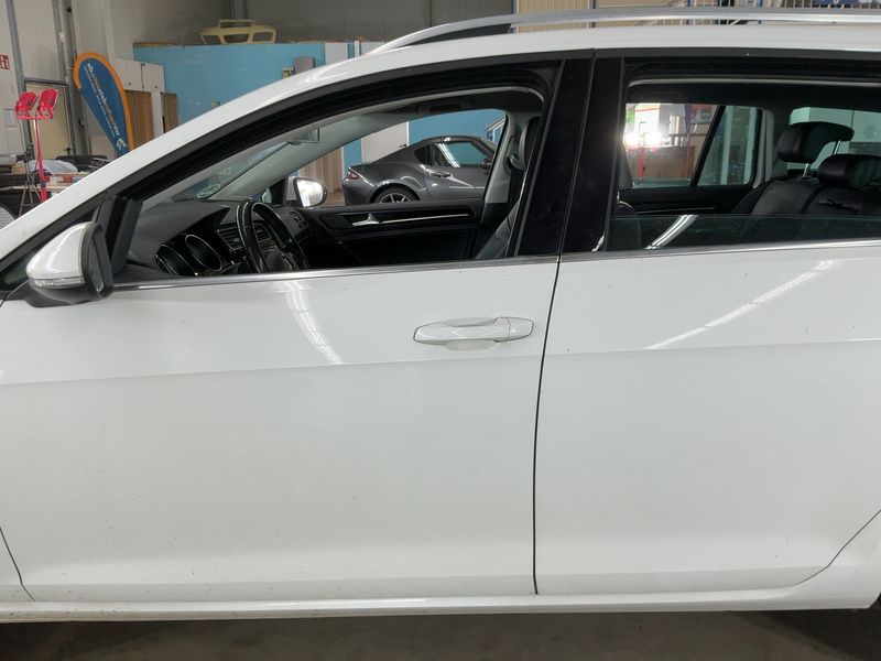 Volkswagen Golf VII 1.6 TDI Highline BlueMotion Tech 2014 – снимка 4