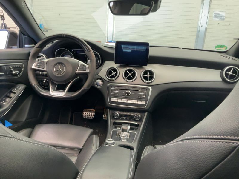 Mercedes-Benz CLA-Klasse CLA 45 AMG Shooting Brake 4Matic — zdjęcie 12