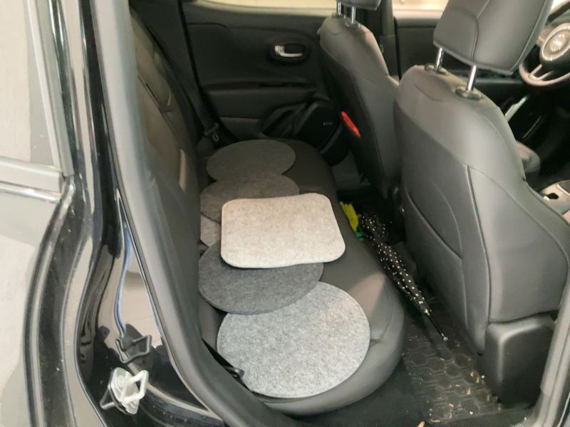 Jeep Renegade 1.3 TGDi Limited 4x4 — zdjęcie 14