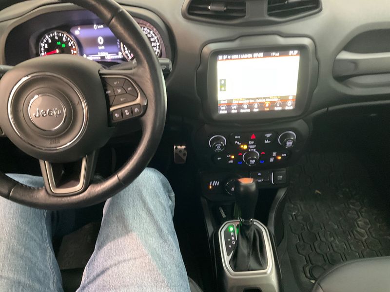 Jeep Renegade 1.3 TGDi Limited 4x4 — zdjęcie 12