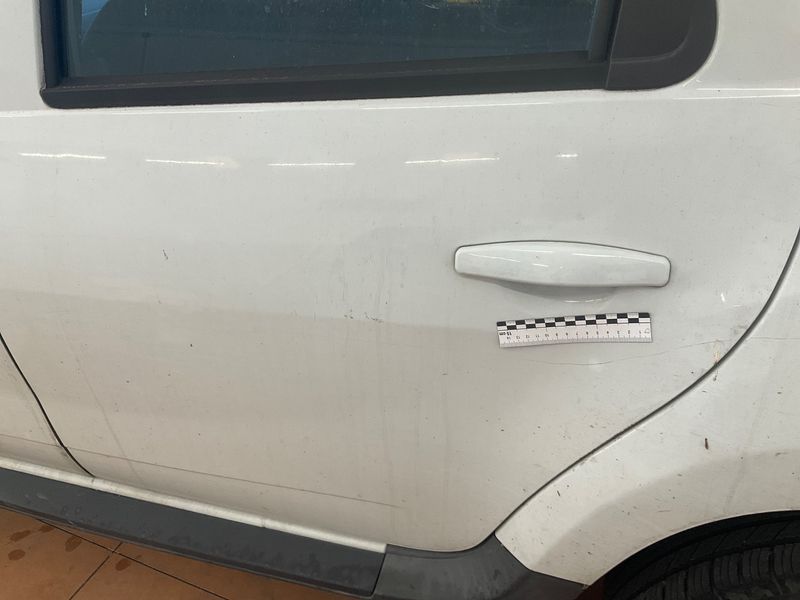 Dacia Duster 1.6 LPG Laureate 4x2 2015 – снимка 28