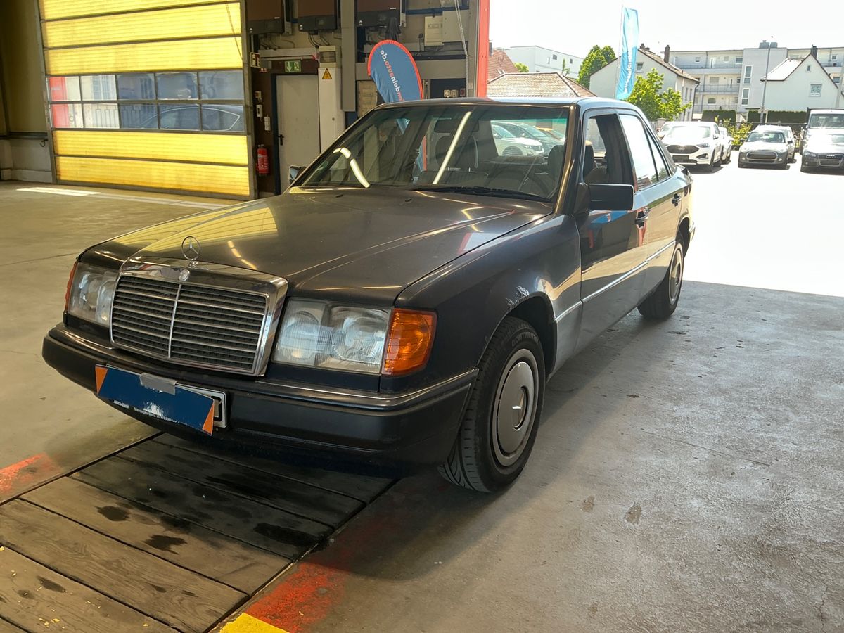 Mercedes-Benz E-Klasse 1990